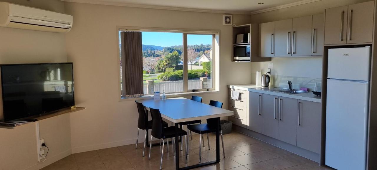 Rotorua Views B&B/Apartment ภายนอก รูปภาพ