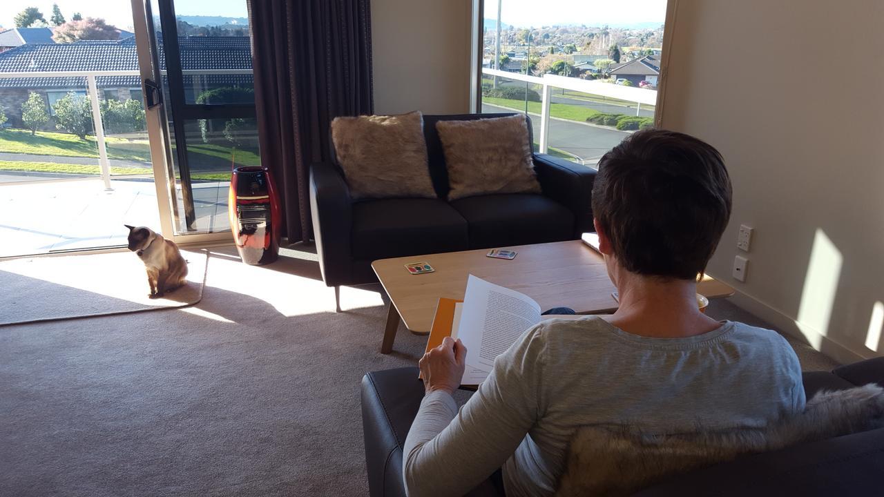 Rotorua Views B&B/Apartment ภายนอก รูปภาพ
